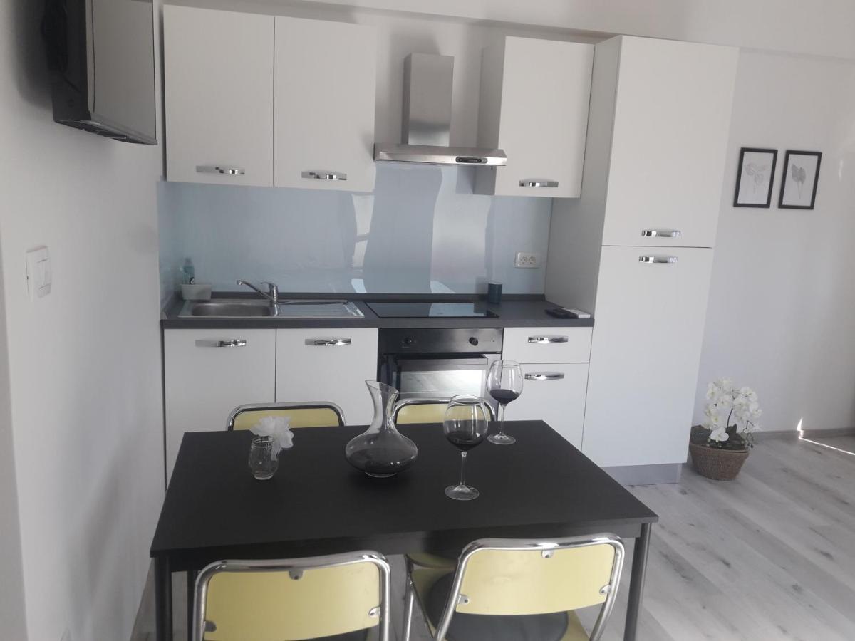 Apartma Oddih Dutovlje 외부 사진