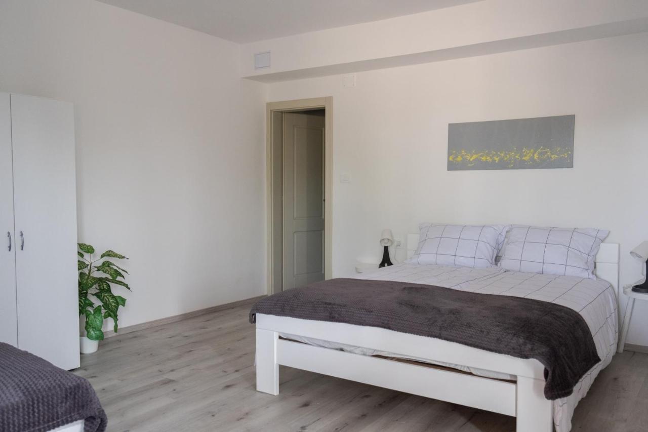 Apartma Oddih Dutovlje 외부 사진