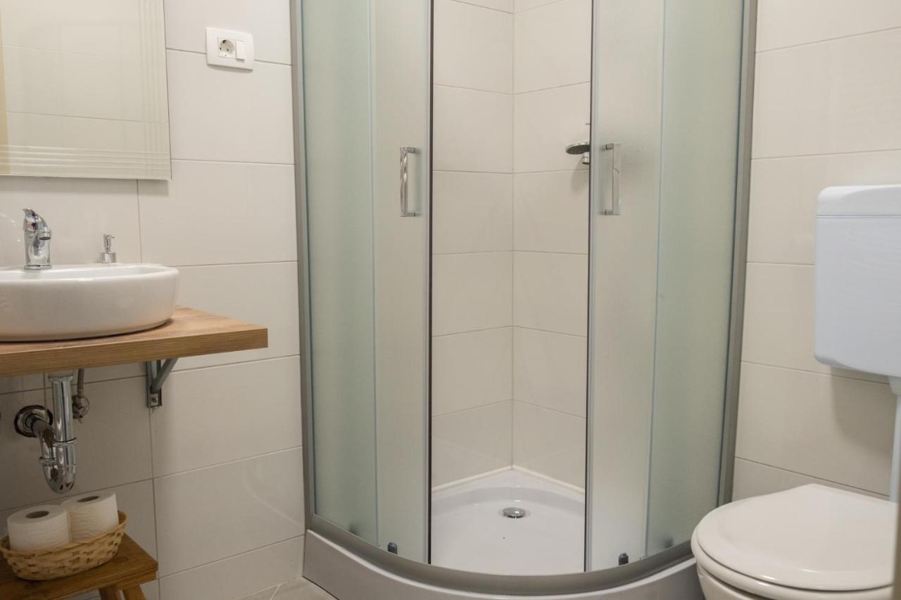 Apartma Oddih Dutovlje 외부 사진