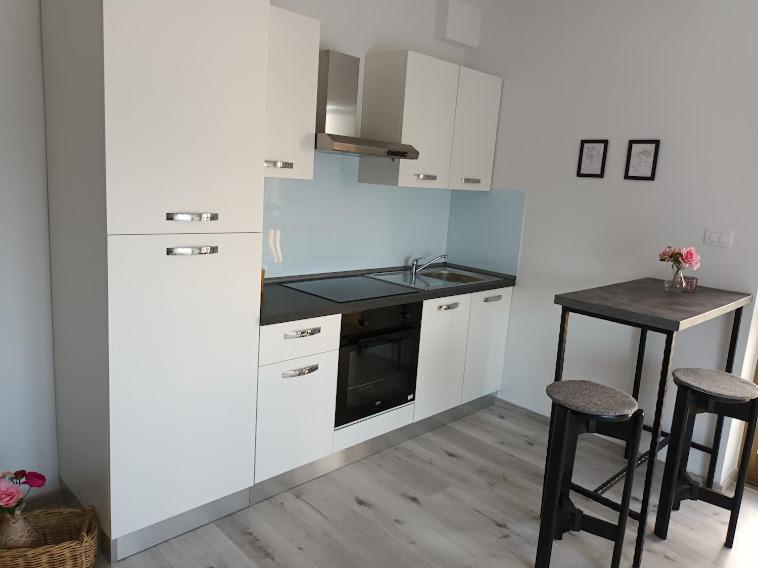Apartma Oddih Dutovlje 외부 사진